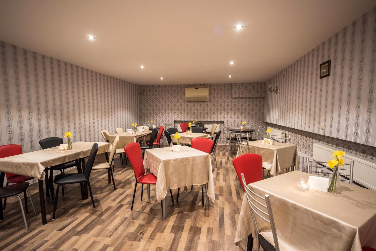 Gold Star Hotel Тбилиси Экстерьер фото