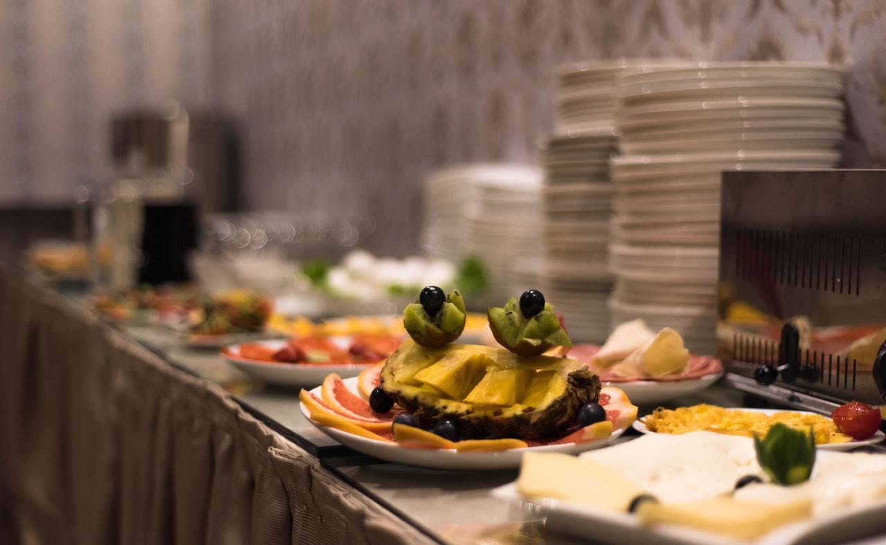 Gold Star Hotel Тбилиси Экстерьер фото