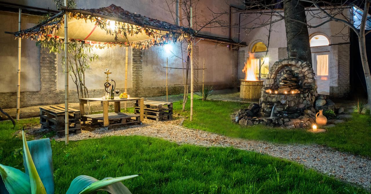 Gold Star Hotel Тбилиси Экстерьер фото