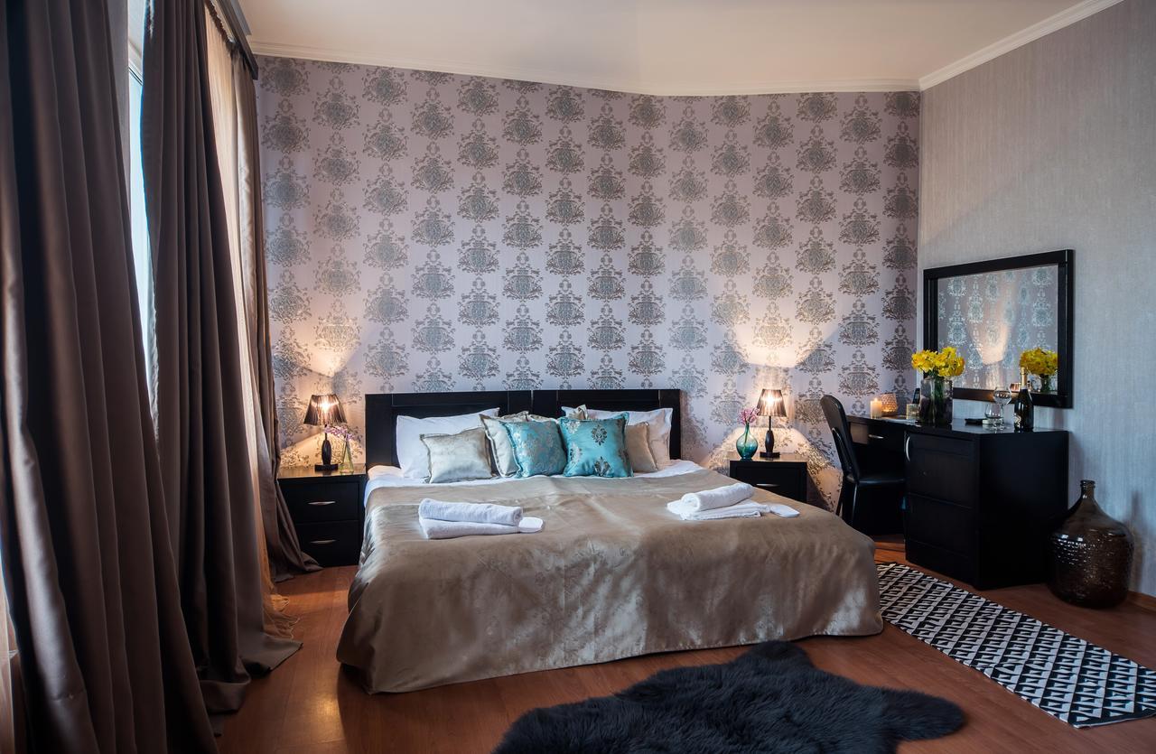 Gold Star Hotel Тбилиси Экстерьер фото