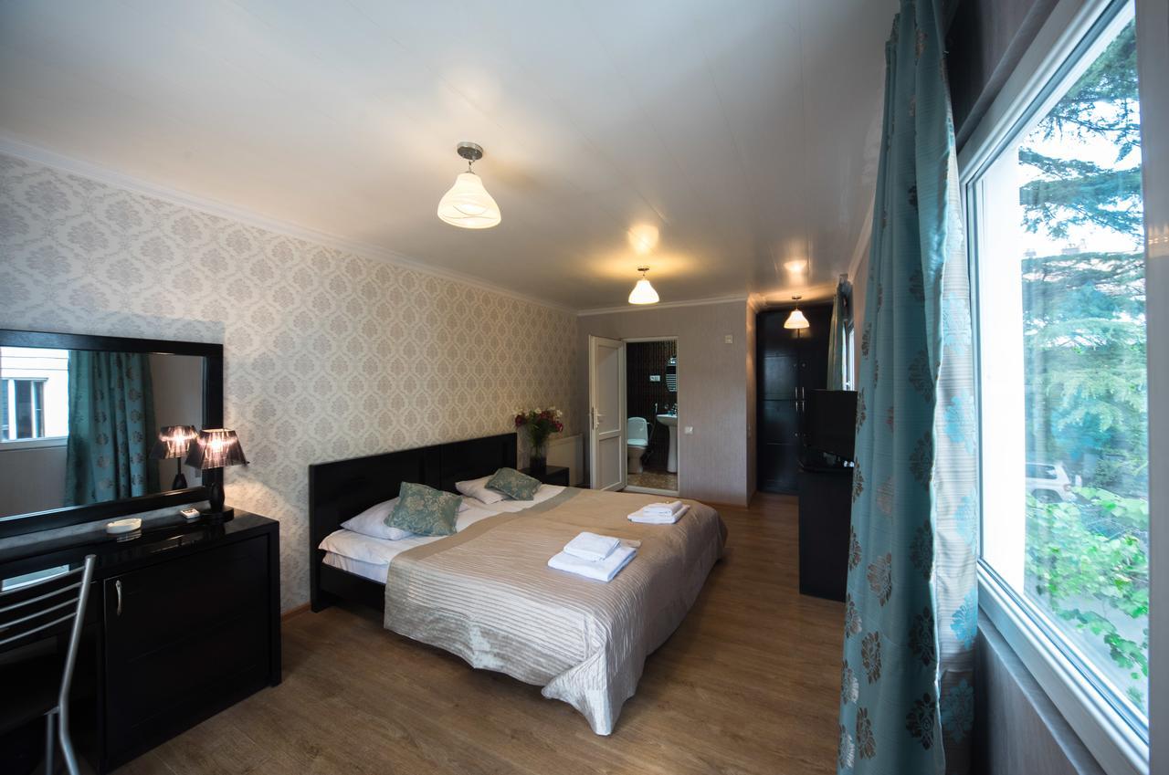 Gold Star Hotel Тбилиси Экстерьер фото