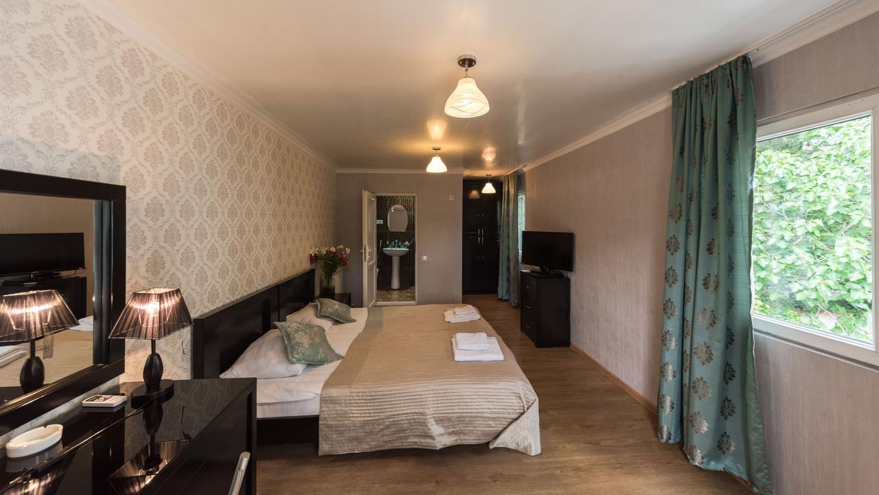 Gold Star Hotel Тбилиси Экстерьер фото