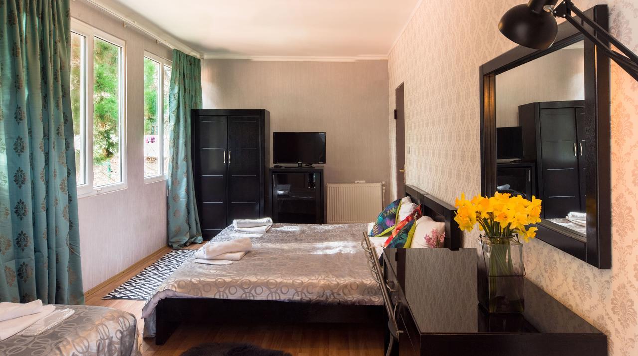 Gold Star Hotel Тбилиси Экстерьер фото